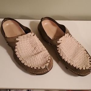 RARE !Nike Considered Olive Mules